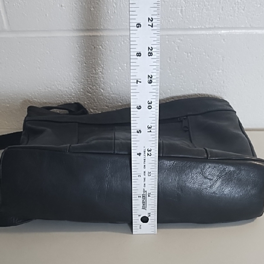Black Leather Purse 12" Long X 4" Wide X 8" Height Adjustable Strap - Picture 7 of 16